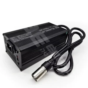 מטען 24V לסוללות ליתיום יון